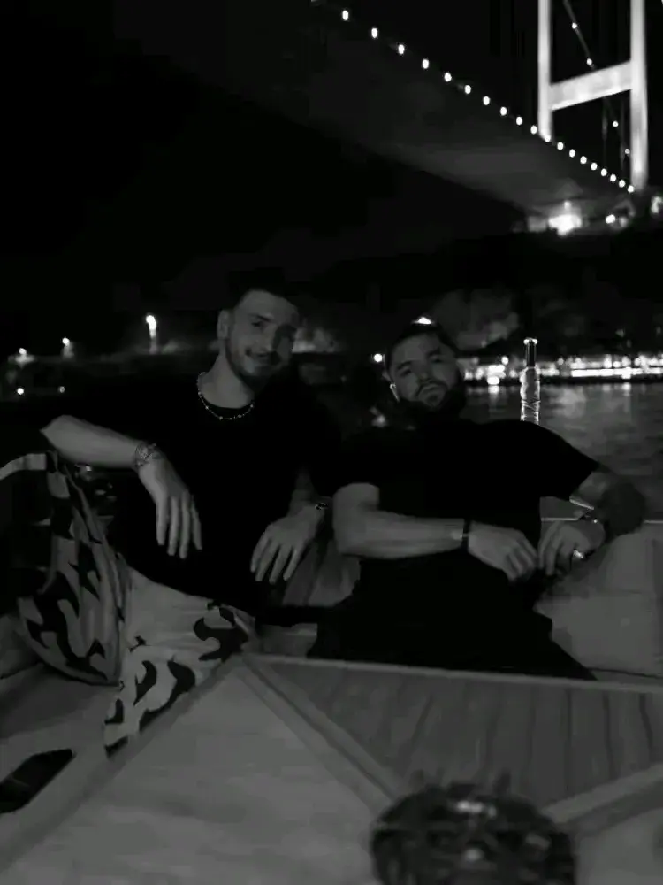其的训练合, 战中, 是战术默契