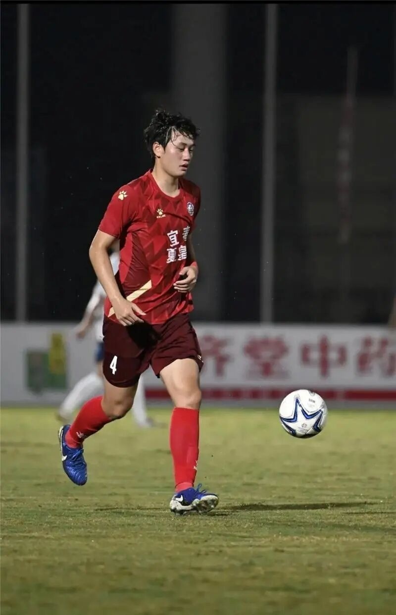 xITaJ, 由AI生成, 布队对决的 xITaJ, 由AI生成, 布队对决的