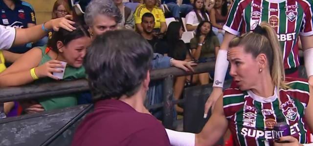 应泰娜拉 应泰娜拉